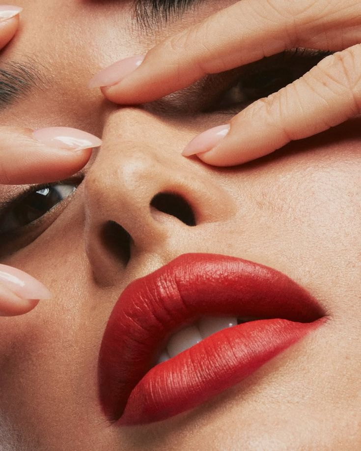 Luxury Matte Lip Stick - Red Carpet